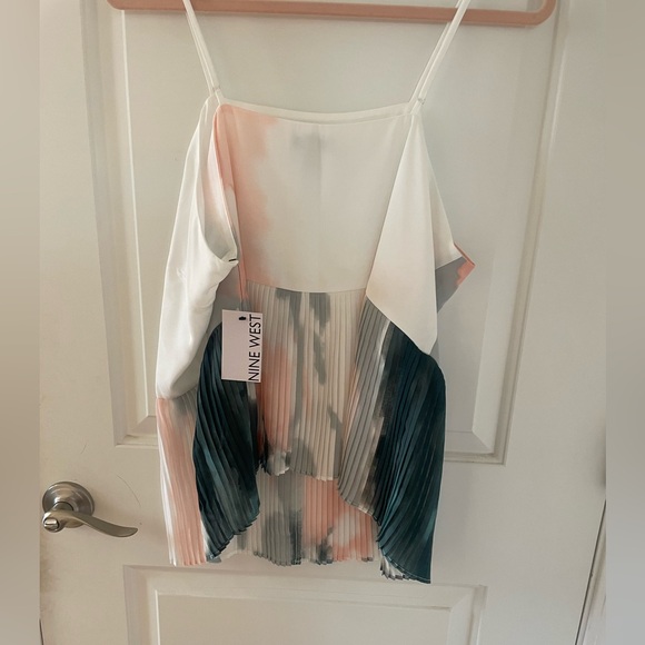 Nine West classy, formal tank with adjustable straps. Size xL, NWT - Picture 9 of 10